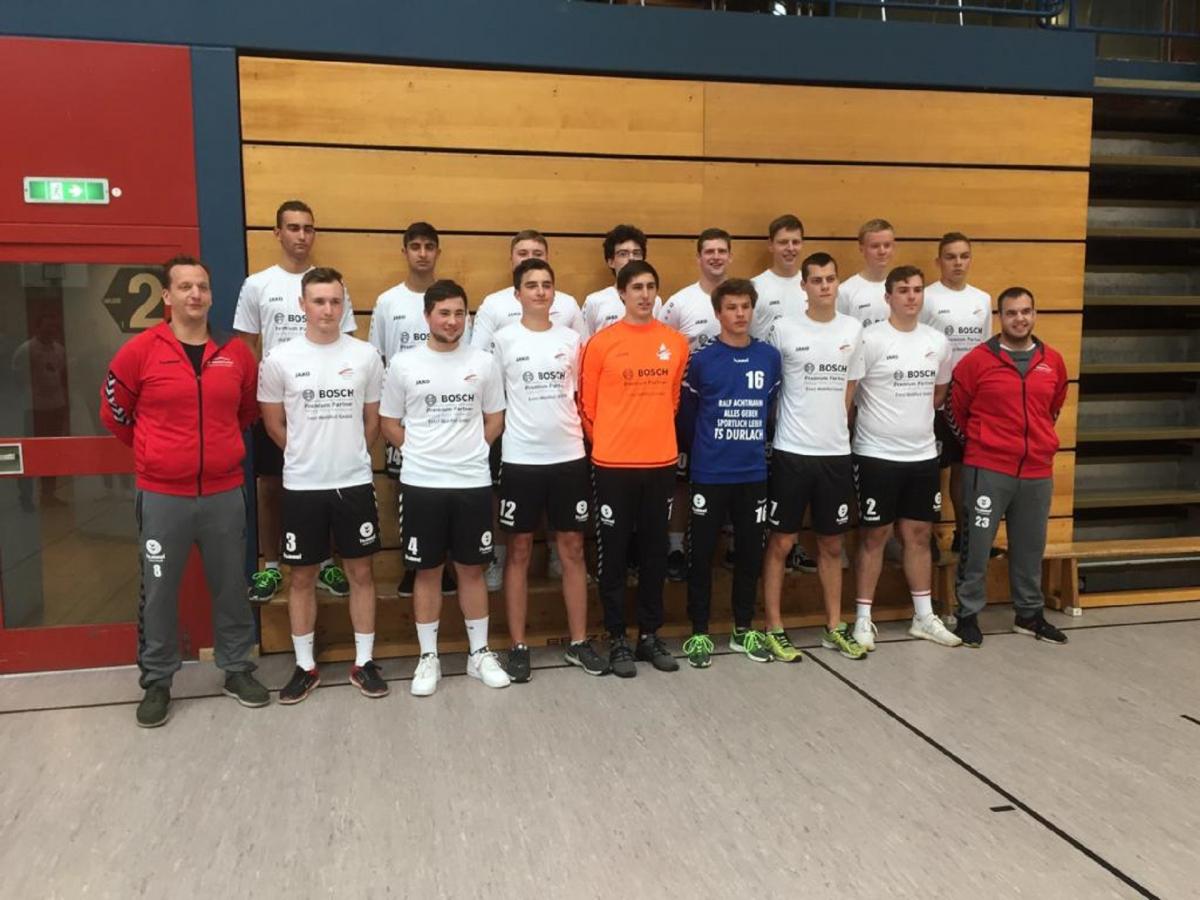 Handball-TS Durlach A-Jugend sagt„Danke“ für neue Trikots